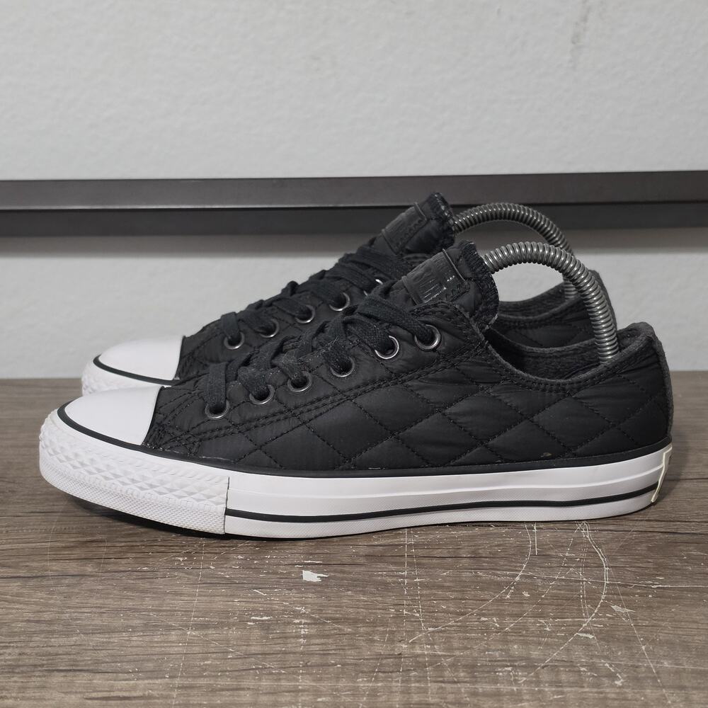 Converse Chuck Taylor All-Star Low Top Quilted Women's Shoes Size 8 Black